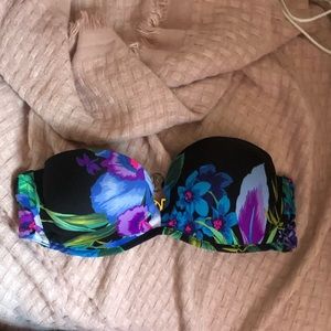 Victorias secret swim bombshell